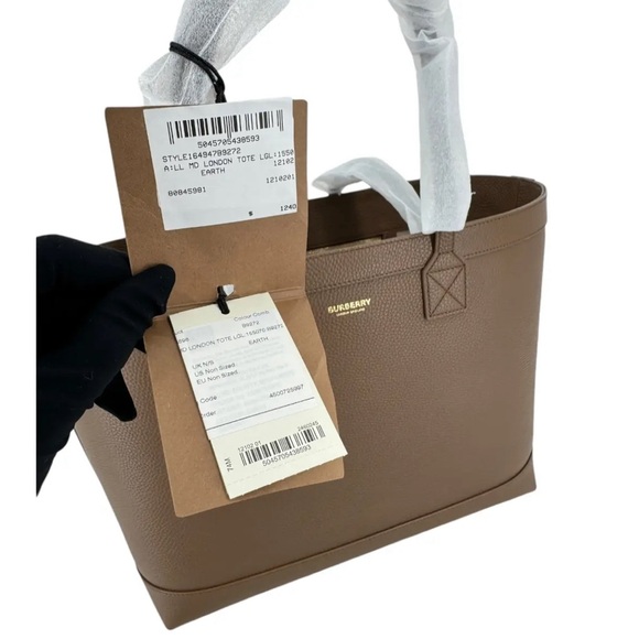 NWT Burberry Brown Leather Tote Bag - Picture 1 of 5